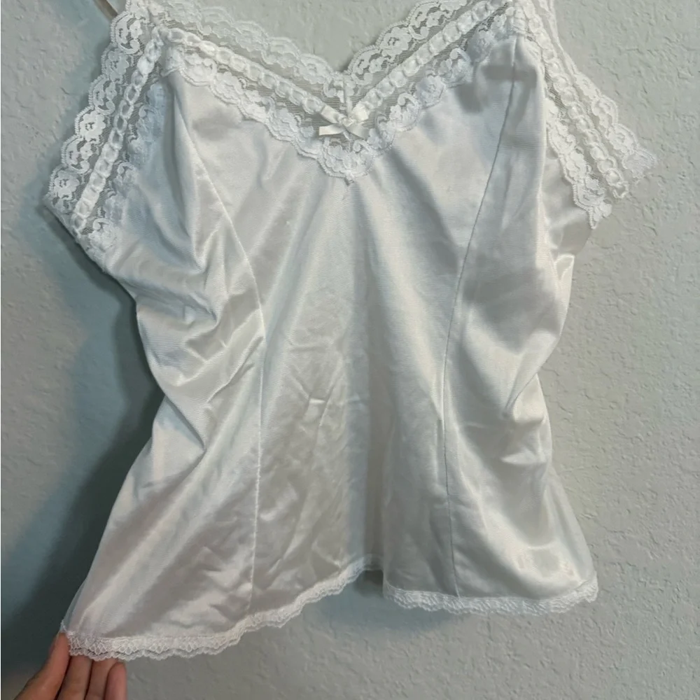 Melody White Lace Trim Camisole - Picture 4 of 8